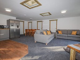 Stall 2 - The Stables