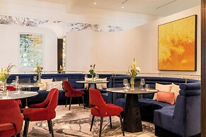 Sapphire House Antwerp, Autograph Collection