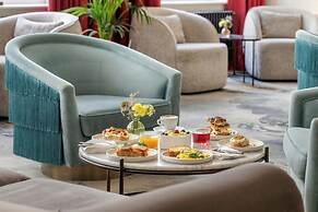 Sapphire House Antwerp, Autograph Collection