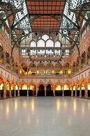 Sapphire House Antwerp, Autograph Collection