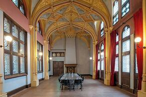 Sapphire House Antwerp, Autograph Collection