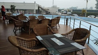 Titanic Resort Faisalabad