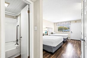 Club Destin Condos