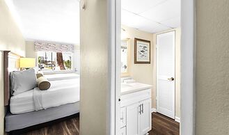Club Destin Condos