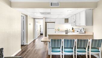 Club Destin Condos