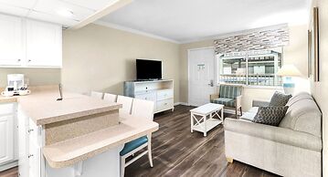 Club Destin Condos