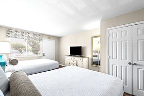 Club Destin Condos