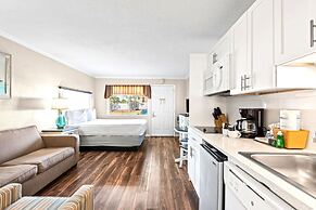 Club Destin Condos
