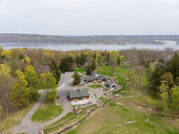 New Park Event Venue & Suites