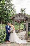 New Park Event Venue & Suites