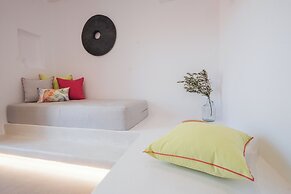 Xerolithos Natural Living