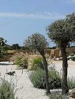 Xerolithos Natural Living