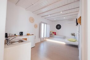 Xerolithos Natural Living
