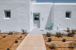 Xerolithos Natural Living