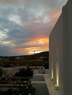 Xerolithos Natural Living