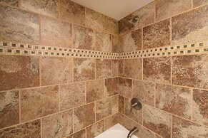 Kahana Villa E601