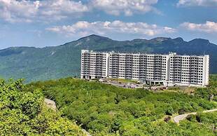 Handsome Condo, View in Sugar Mountain, Heated Pool & Jacuzzi by RedAw