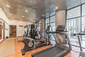 Handsome Condo, View in Sugar Mountain, Heated Pool & Jacuzzi by RedAw