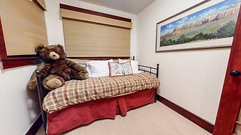 Juniper Crest 24 Upscale Mountain Townhouse, Unbeatable Views, Private