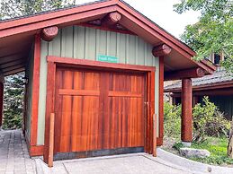 Juniper Crest 24 Upscale Mountain Townhouse, Unbeatable Views, Private