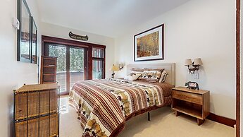 Juniper Crest 24 Upscale Mountain Townhouse, Unbeatable Views, Private
