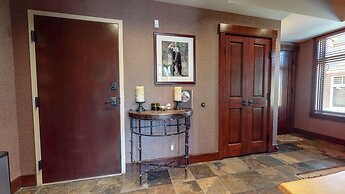 Juniper Crest 24 Upscale Mountain Townhouse, Unbeatable Views, Private