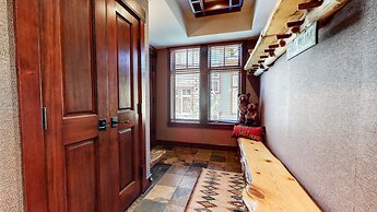 Juniper Crest 24 Upscale Mountain Townhouse, Unbeatable Views, Private