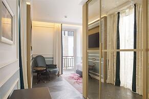 The Emerald House Lisbon, Curio Collection By Hilton