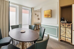 The Emerald House Lisbon, Curio Collection By Hilton