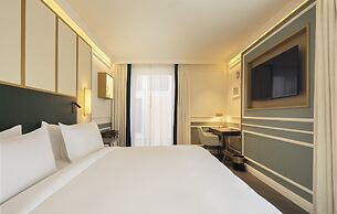 The Emerald House Lisbon, Curio Collection By Hilton