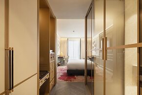 The Emerald House Lisbon, Curio Collection By Hilton