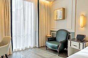 The Emerald House Lisbon, Curio Collection By Hilton
