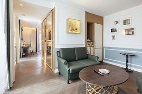 The Emerald House Lisbon, Curio Collection By Hilton