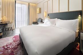 The Emerald House Lisbon, Curio Collection By Hilton