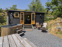 Llethr - Shepherds Hut