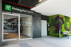 Holiday Inn Express Monterrey Fundidora by IHG