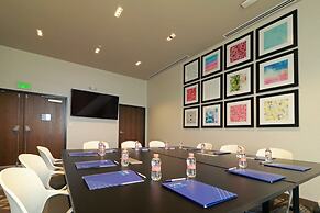 Holiday Inn Express Monterrey Fundidora by IHG