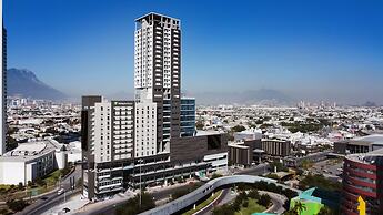 Holiday Inn Express Monterrey Fundidora by IHG