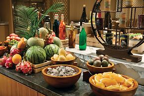 Crowne Plaza Zunhua Hot Spring Town by IHG