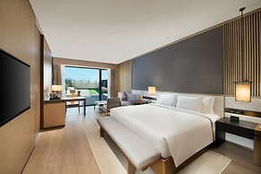 Crowne Plaza Zunhua Hot Spring Town by IHG