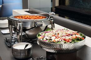 Embassy Suites by Hilton Atlanta Airport North