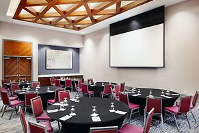 Embassy Suites by Hilton Atlanta Airport North