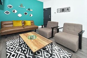 Townhouse @ 202 Walthall Street Crewe