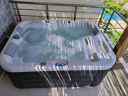 Volta Suites and Villas