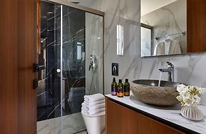 Volta Suites and Villas