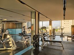 The Quarter Onnut by UHG