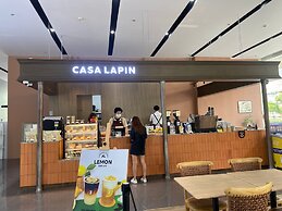 The Quarter Onnut by UHG