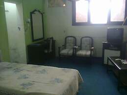 Green Lodge Guest House