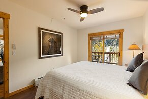 2658 Tenderfoot Lodge 2 Bedroom Condo by RedAwning