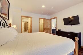 101 Streamside Lane 2 Bedroom Condo by RedAwning